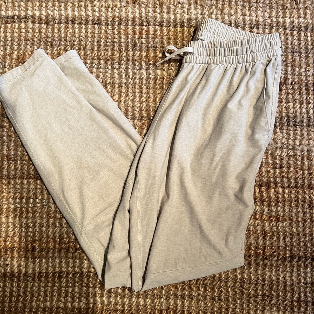 Women’s outdoor voices, cloudknit sweatpants